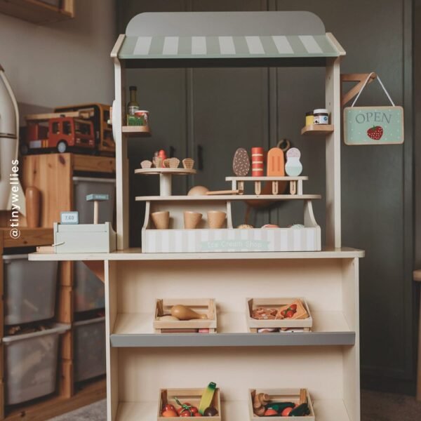 Wooden Play Shop & Cafe - Image 10