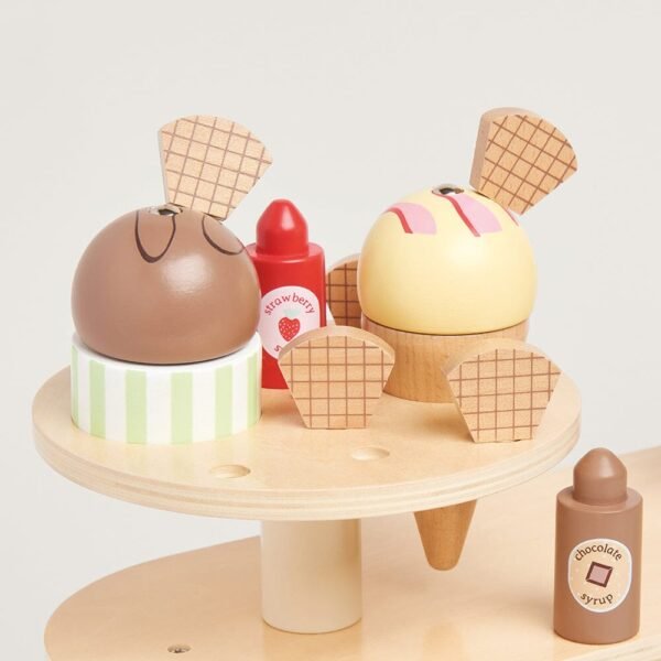 Lolly & Scoop Wooden Ice Cream Shop - Image 5