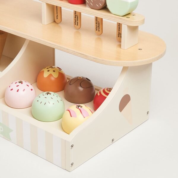 Lolly & Scoop Wooden Ice Cream Shop - Image 7