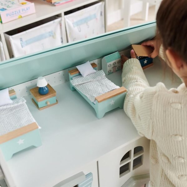 Wooden Doll's House Furniture, Children's Bedroom - Image 4